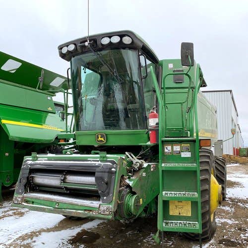 Used John Deere 9760 Combine parts.