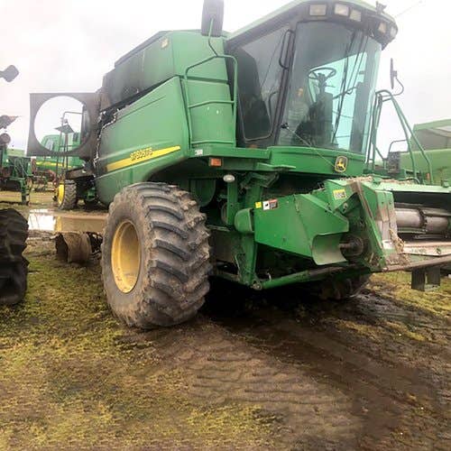 Used John Deere 9760 Combine parts.