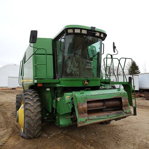 2005 Used John Deere 9760 Combine parts.
