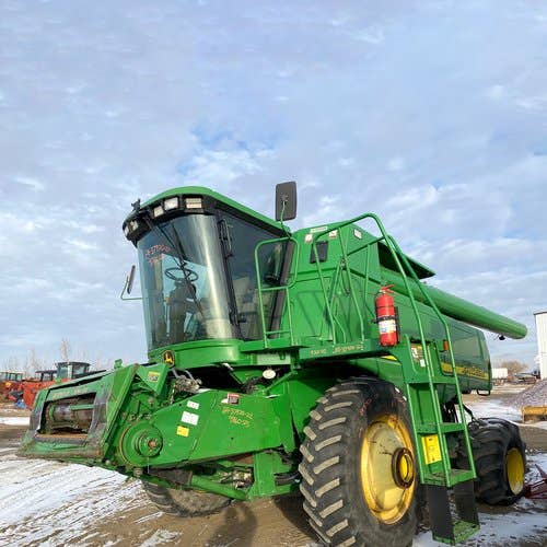2005 Used John Deere 9760 Combine parts.