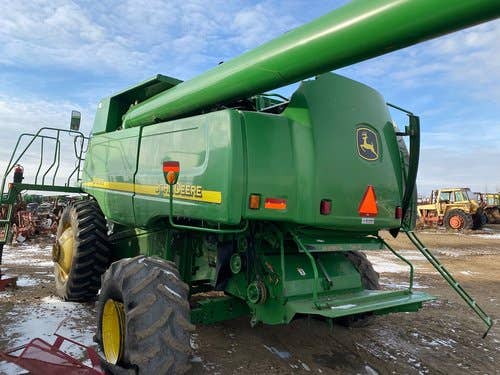 2005 Used John Deere 9760 Combine parts.