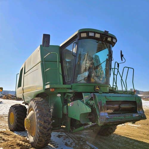 Used John Deere 9760 Combine parts.