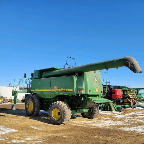 Used John Deere 9760 Combine parts.