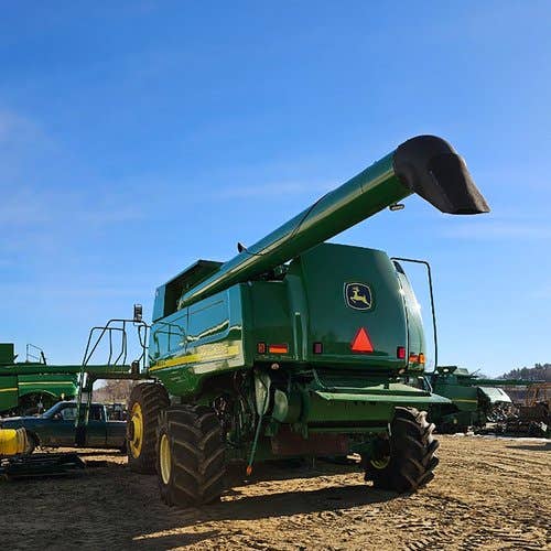 2005 Used John Deere 9760 Combine parts.
