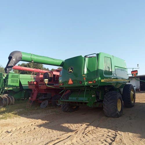 2004 Used John Deere 9760 Combine parts.