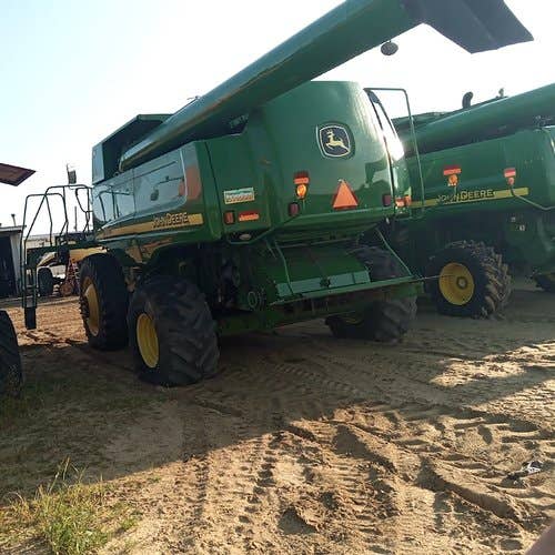 2004 Used John Deere 9760 Combine parts.