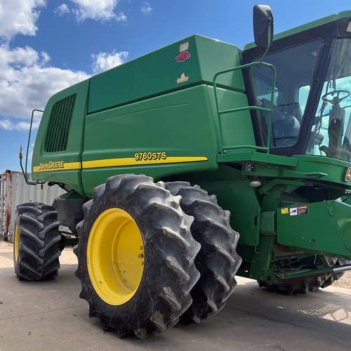 Used 2004 John Deere 9760 Combine Parts