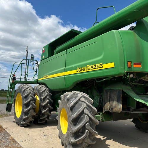 2004 Used John Deere 9760 Combine parts.