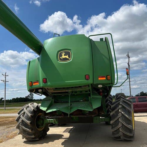 2004 Used John Deere 9760 Combine parts.
