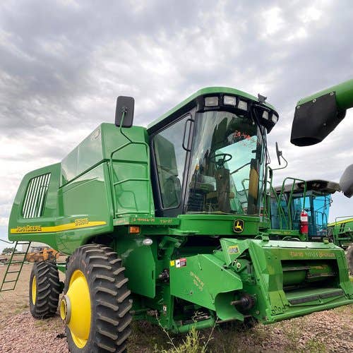 2005 Used John Deere 9760 Combine parts.