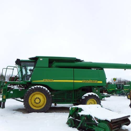 Used 2005 John Deere 9760sts Combine Parts Used 2005 John Deere 9760sts Combine Parts