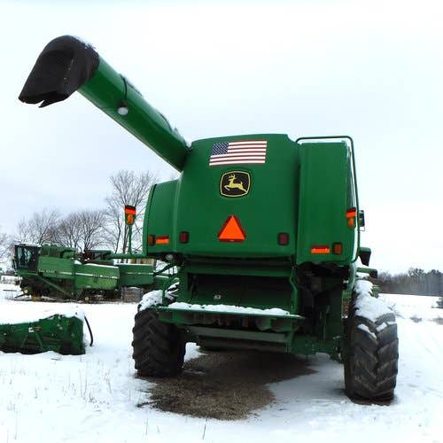 2005 Used John Deere 9760sts Combine parts.