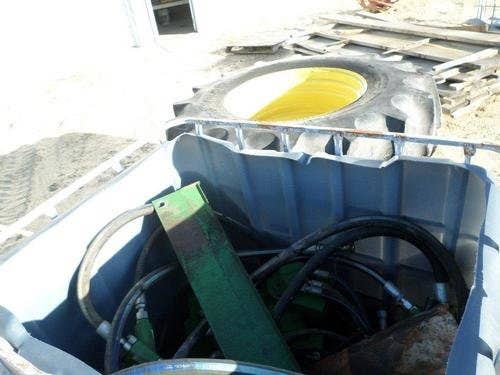 Used John Deere 9770 Combine parts.