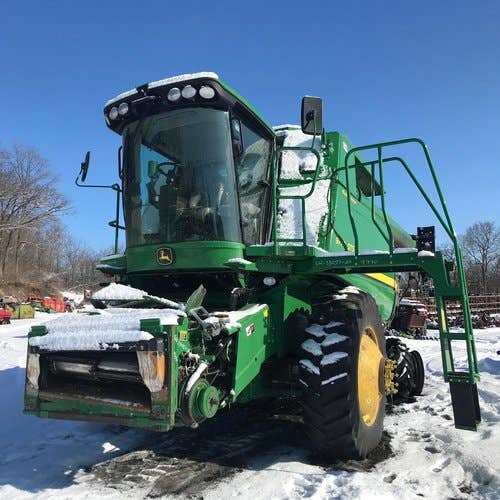 Used John Deere 9770 Combine parts.