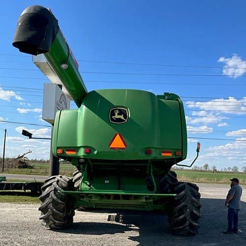 Used John Deere 9770 Combine parts.