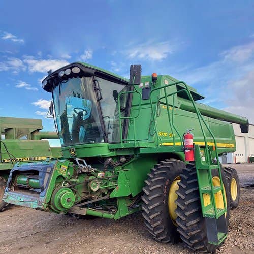 Used John Deere 9770 Combine parts.