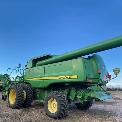 Used John Deere 9770 Combine parts.
