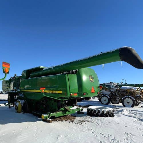 2008 Used John Deere 9770 Combine parts.