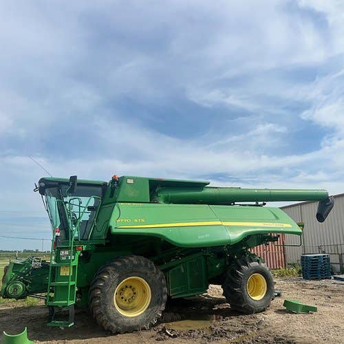 2010 Used John Deere 9770 Combine parts.