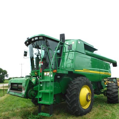 2004 Used John Deere 9860 Combine parts.