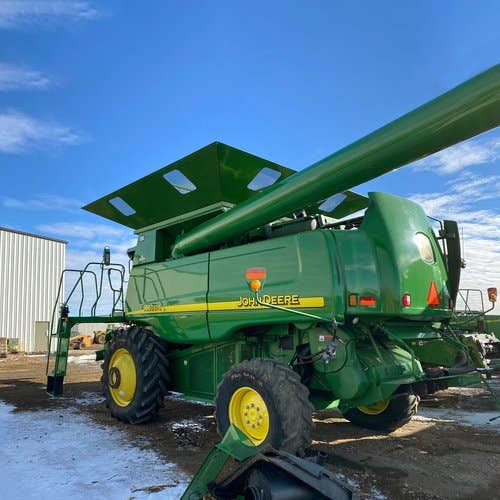 2004 Used John Deere 9860 Combine parts.