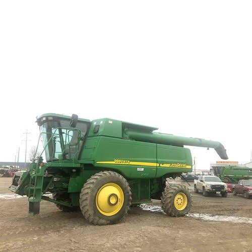 2004 Used John Deere 9860 Combine parts.