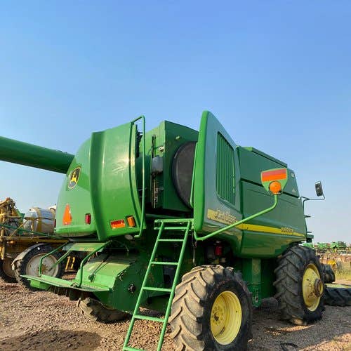 2004 Used John Deere 9860 Combine parts.