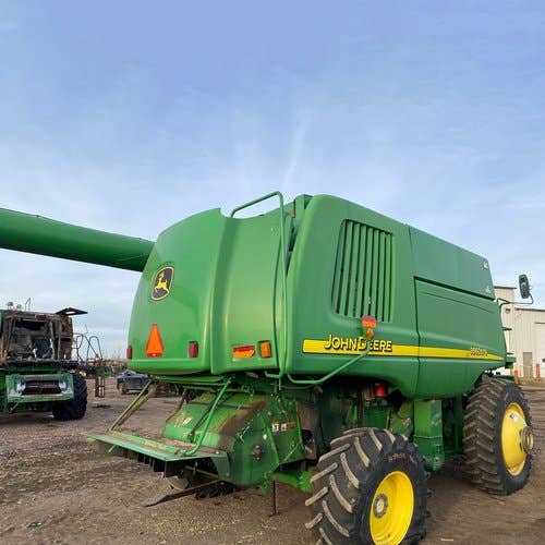 Used John Deere 9860 Combine parts.