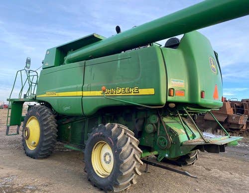 Used John Deere 9860 Combine parts.