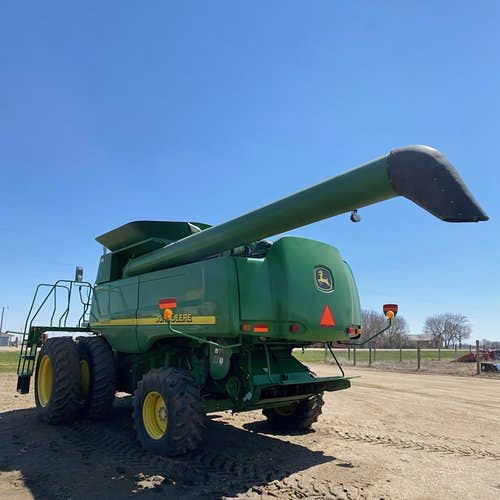 2007 Used John Deere 9860 Combine parts.