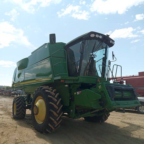 2006 Used John Deere 9860 Combine parts.