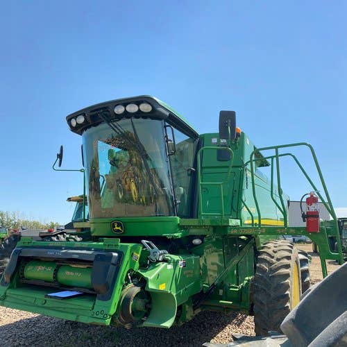 2011 Used John Deere 9870 Combine parts.