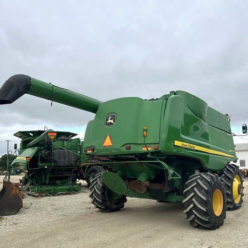 2011 Used John Deere 9870 Combine parts.