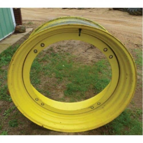 431197 | 15" X 38" - Flange Type with 8 Bolt Holes in 4 Groups of 2 | John Deere 6120 6215 6220 6230 Premium 6320 6330 Premium 6415 6420 6430 Premium 6615 6715 |  | AL117902 | GKN01118964