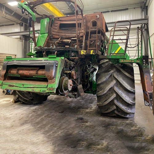 2017 Used John Deere S660 Combine parts.