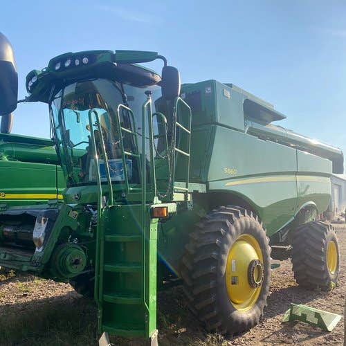 Used 2012 John Deere S660 Combine Parts Used 2012 John Deere S660 Combine Parts