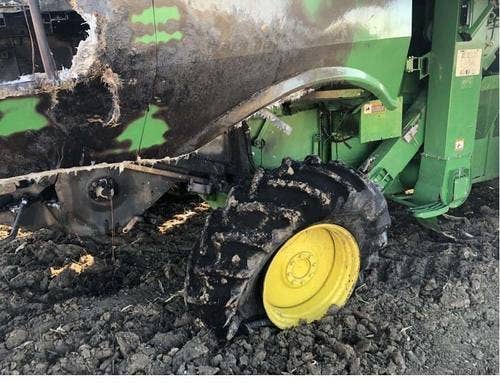 2012 Used John Deere S670 Combine parts.