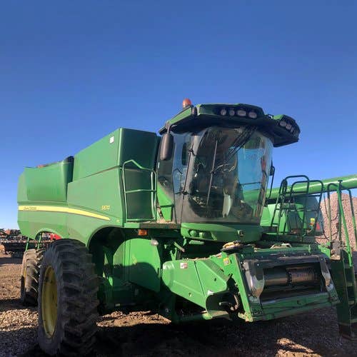 2013 Used John Deere S670 Combine parts.