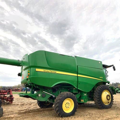 2012 Used John Deere S670 Combine parts.