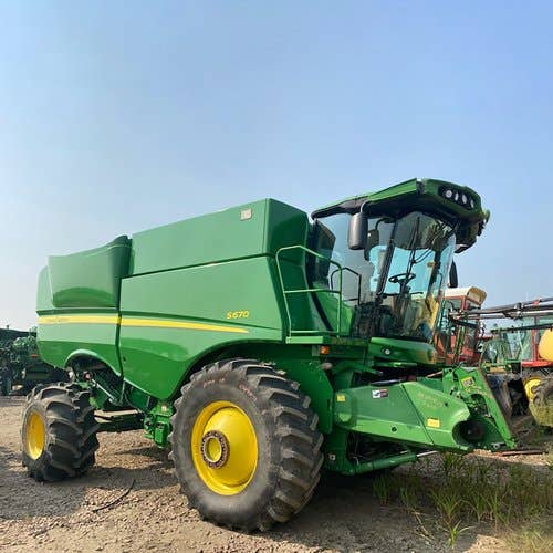 2012 Used John Deere S670 Combine parts.