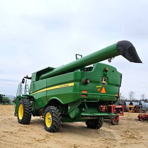 2012 Used John Deere S670 Combine parts.