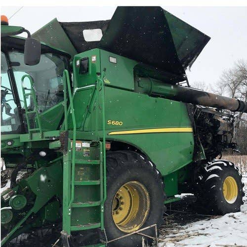 2012 Used John Deere S680 Combine parts.
