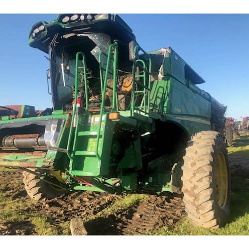 2015 Used John Deere S680 Combine parts.