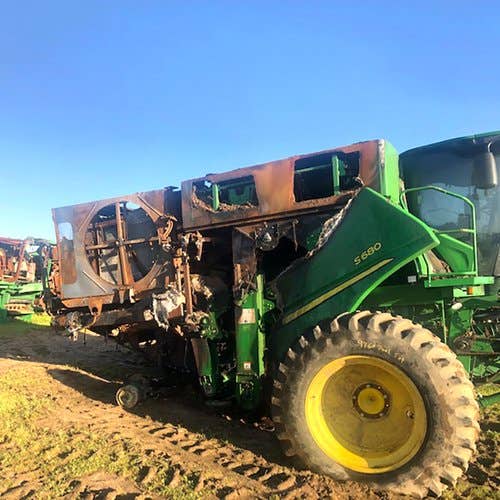 2015 Used John Deere S680 Combine parts.