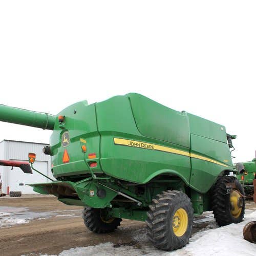 2012 Used John Deere S680 Combine parts.