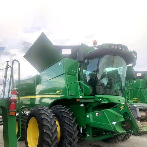 Used John Deere S680 Combine parts.