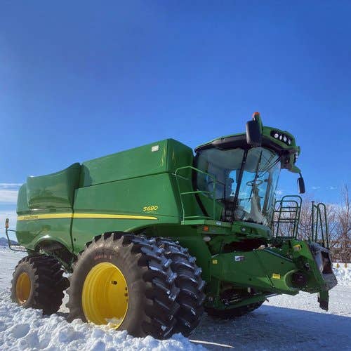 2012 Used John Deere S680 Combine parts.
