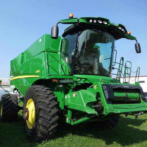 2012 Used John Deere S680 Combine parts.