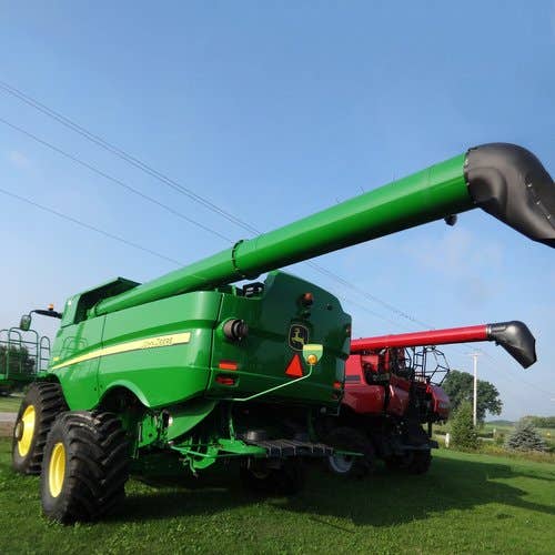2012 Used John Deere S680 Combine parts.
