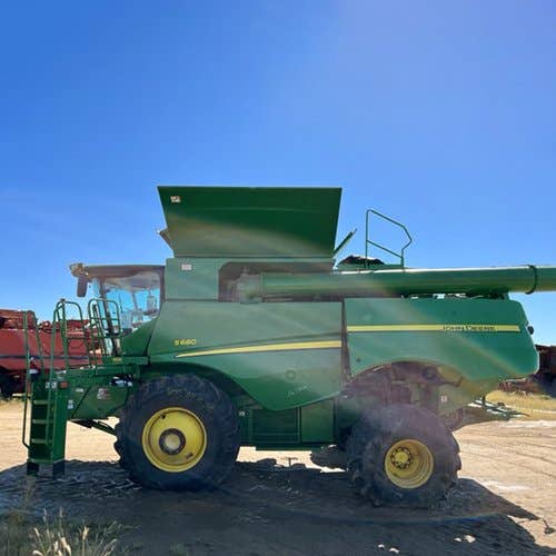 2012 Used John Deere S680 Combine parts.
